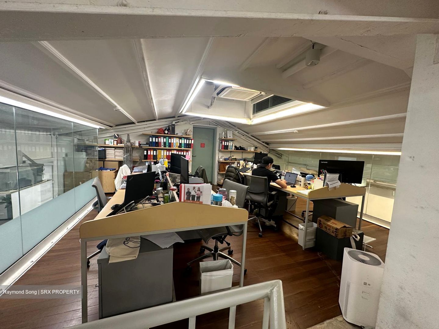 Beach Road (D7), Office #512010901